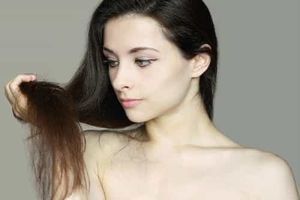 &Icirc;ngrijirea părului după keratină și Botox